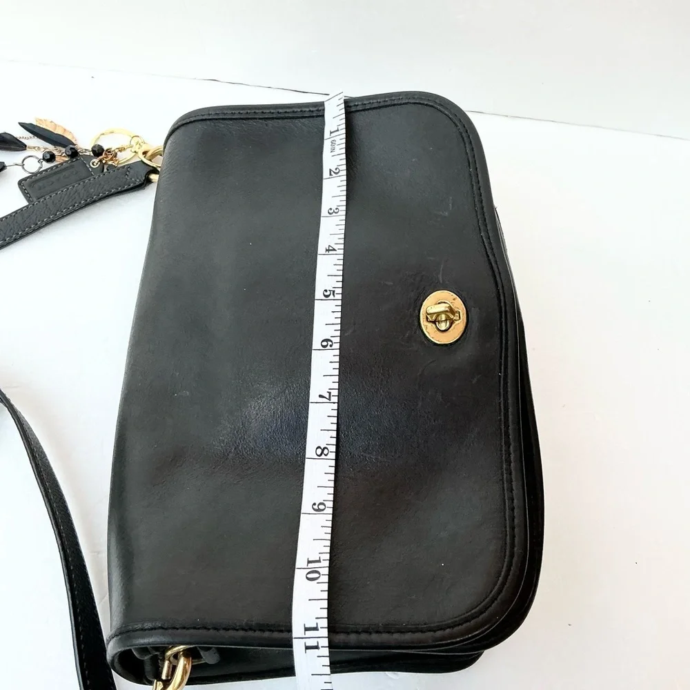 Vintage Coach Convertible Crossbody Bag - Picture 4 of 8